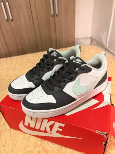Tênis Nike - 36