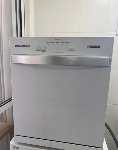 Lava-louças Brastemp 8 Serviços (2 meses de uso)