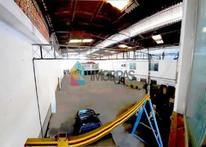 AMPLO GALPÃO EM EXCELENTE ESTADO!! PRÓXIMO AO METRÔ DE VICENTE DE CARVALHO!!