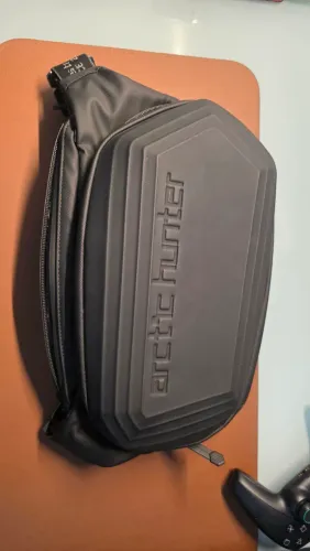 Pochete mala tiracolo rígida hard shel sling arctic Hunter preta