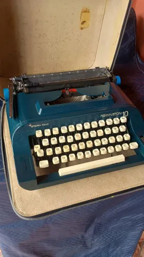 Máquina de escrever