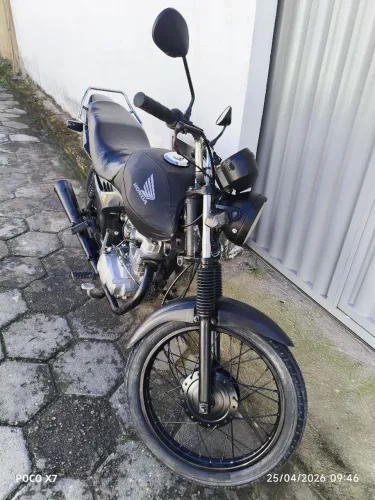 Honda Cg 125. Ano 2012