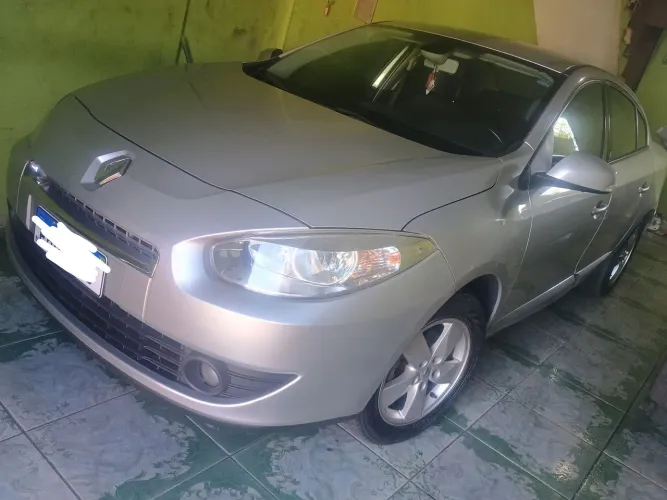 Renault Fluence Sed. Dynamique 2.0 16V Flex Mec. 2013