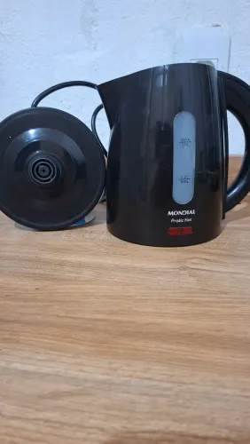 Chaleira Elétrica Mondial Pratic Hot CE-07 Preta 1L