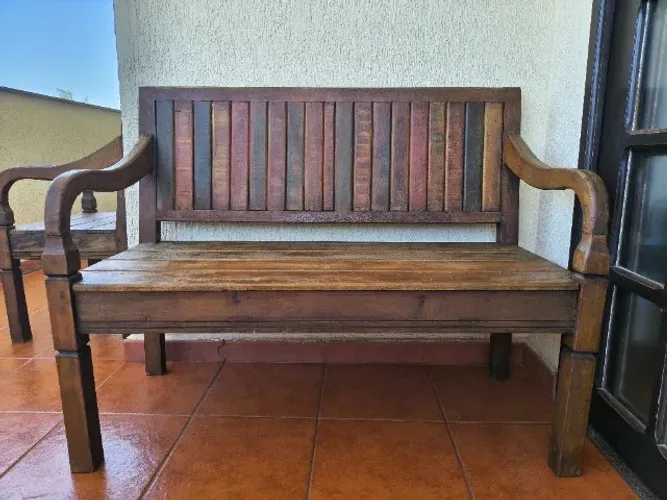 Jardineira de madeira para duas pessoas