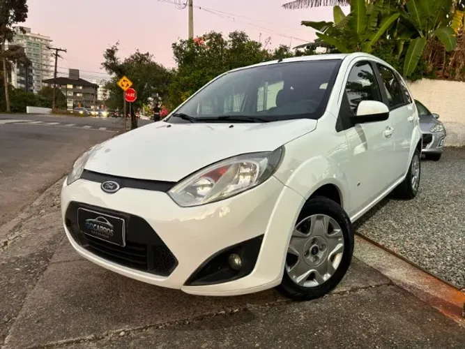 Ford Fiesta 1.6 16V Flex Mec. 5P 2014