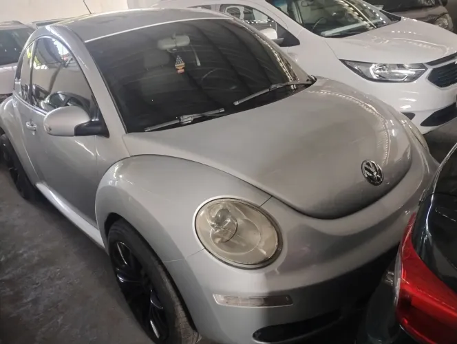 Volkswagen New Beetle 2.0 MI Mec./aut. 2009