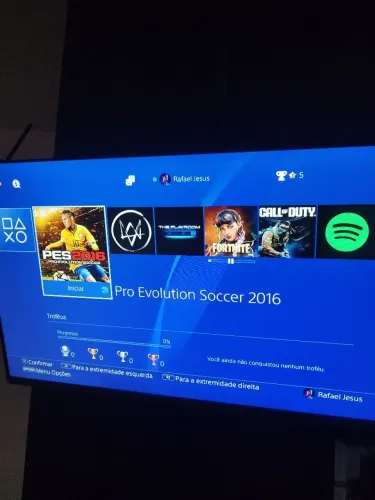 VENDE-SE PS4 SLIM 1TB