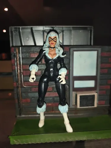 MARVEL LEGENDS/ BLACK GAT