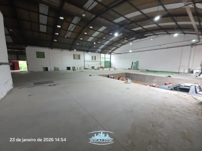 Código 4513 - Aluga galpão no Distrito Industrial de Ipatinga, com aproximadamente 2200m²,