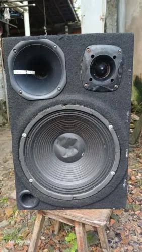 Caixa amplificada