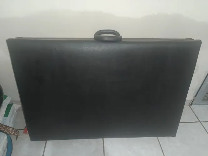 Vendo maca de tatuagem