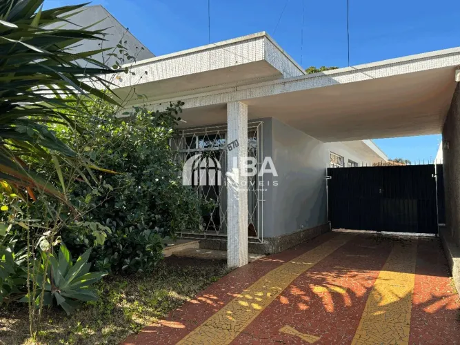 EXCELENTE RESIDÊNCIA TÉRREA NO CAPÃO DA IMBUIA