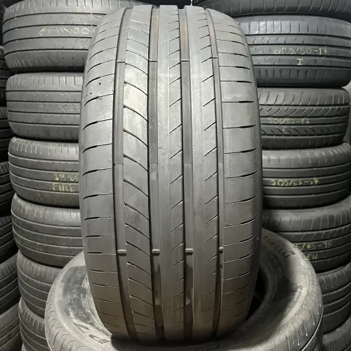 Pneu 245/35R20 Goodyear Eagle F1