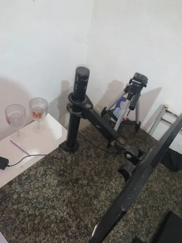 MUNITOR DA SANSUNG E SUPORTE ARTICULADO