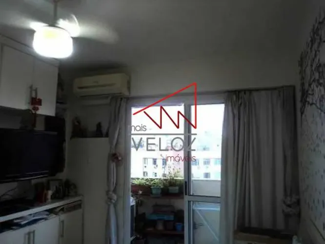 Apartamento : / Residencial / Catete