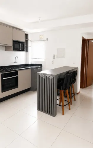 APARTAMENTO NO BAIRRO IPIRANGA, EM SÃO JOSÉ, SC, SEMI-MOBILIADO, SACADA COM CHURRASQUEIRA,