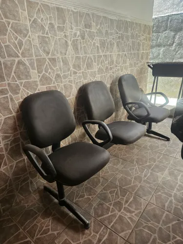 Conjunto de cadeira para recepção