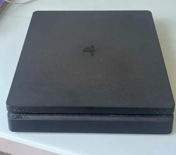 Console Ps4 Slim + 3 jogos + 1 manete original