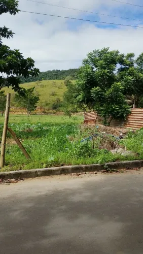 Aceita doação de terra