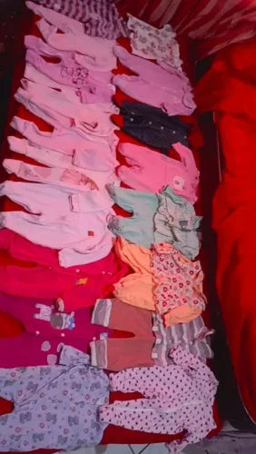 Lote de roupinhas 0 a 3 meses menina barato para sair logo