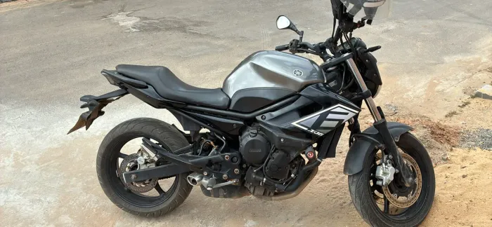 Vendo yamaha xj6 8 mil abaixo da fipe