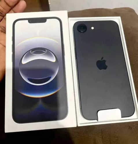 iPhone 16e impecável