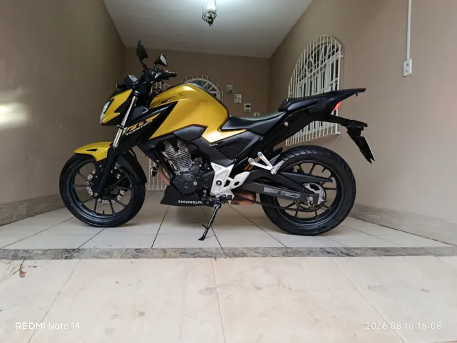 oportunidade unica Cb Twister 300 ABS 2024
