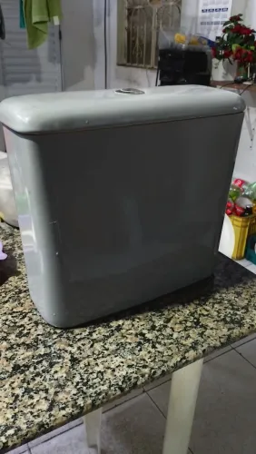 Caixa de vaso sanitário 