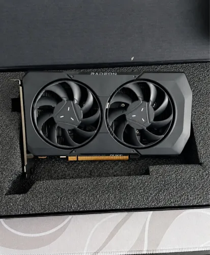 Rx 7600