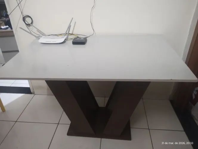 Mesa de jantar se envelopa fica mais linda que já é...