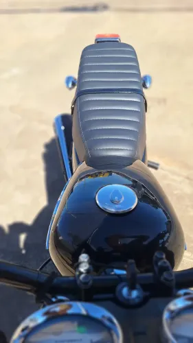 Suzuki Intruder 125 - Excelente