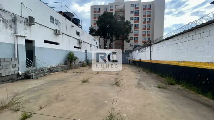 Galpão com área de 1.200m² no Bairro Prado, Belo Horizonte/MG.