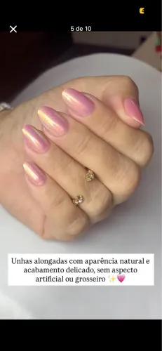 Unhas de gel