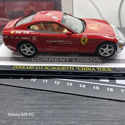 MINIATURA FERRARI 612 ESC 1:43