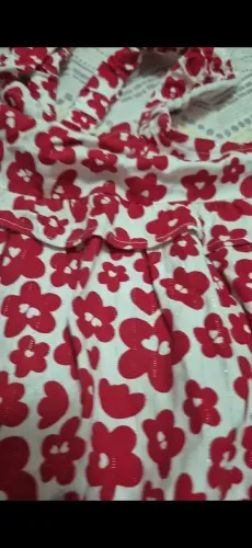 Vestido flor vermelha com fios pratas Marca Poim tam 03