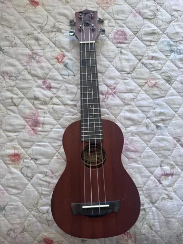 Ukulele Tagima
