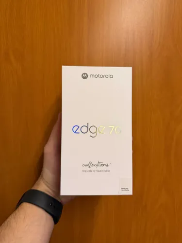 Smartphone Motorola Edge 70 5G Crystals by Swarovski - 512GB