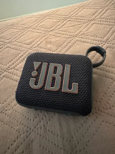 JBL GO4