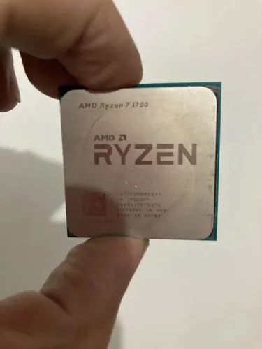 Processador ryzen 7 1700 em perfeito estado 