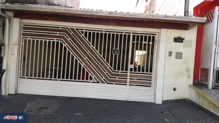 CASA COM 3 DORMITÓRIOS SENDO TODAS SUITES À VENDA, 175,50m² - JARDIM JOVAIA - GUARULHOS/SP