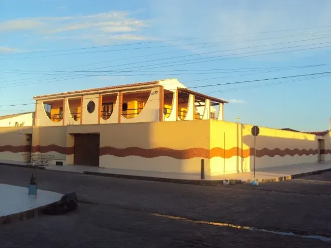 Imóvel Comercial no Bairro Brasilia, com 9 salas prontas e 13 projetadas!