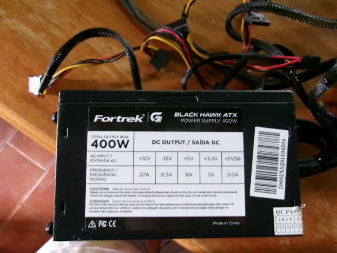 Fonte gamer ATX 400W Fortrek