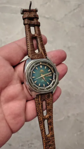 Relógio Orient KD