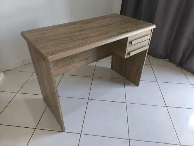 Mesa de escritório 