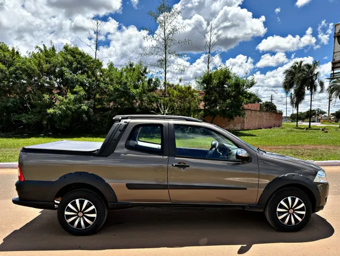 Fiat Strada Working Celeb.1.4 Fire Flex 8V CD 2012