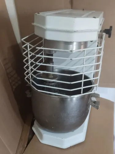 Batedeira Planetária Industrial Gpaniz