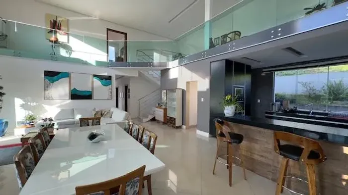 Casa em Condomínio para Venda em Itabirito, Villa Bella, 4 dormitórios, 3 suítes, 3 banhei