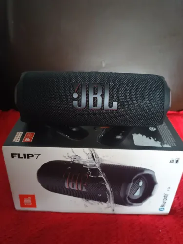 JBL Flip 7 