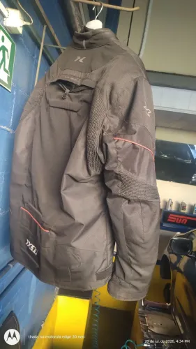 Vendo jaqueta de motoqueiro 